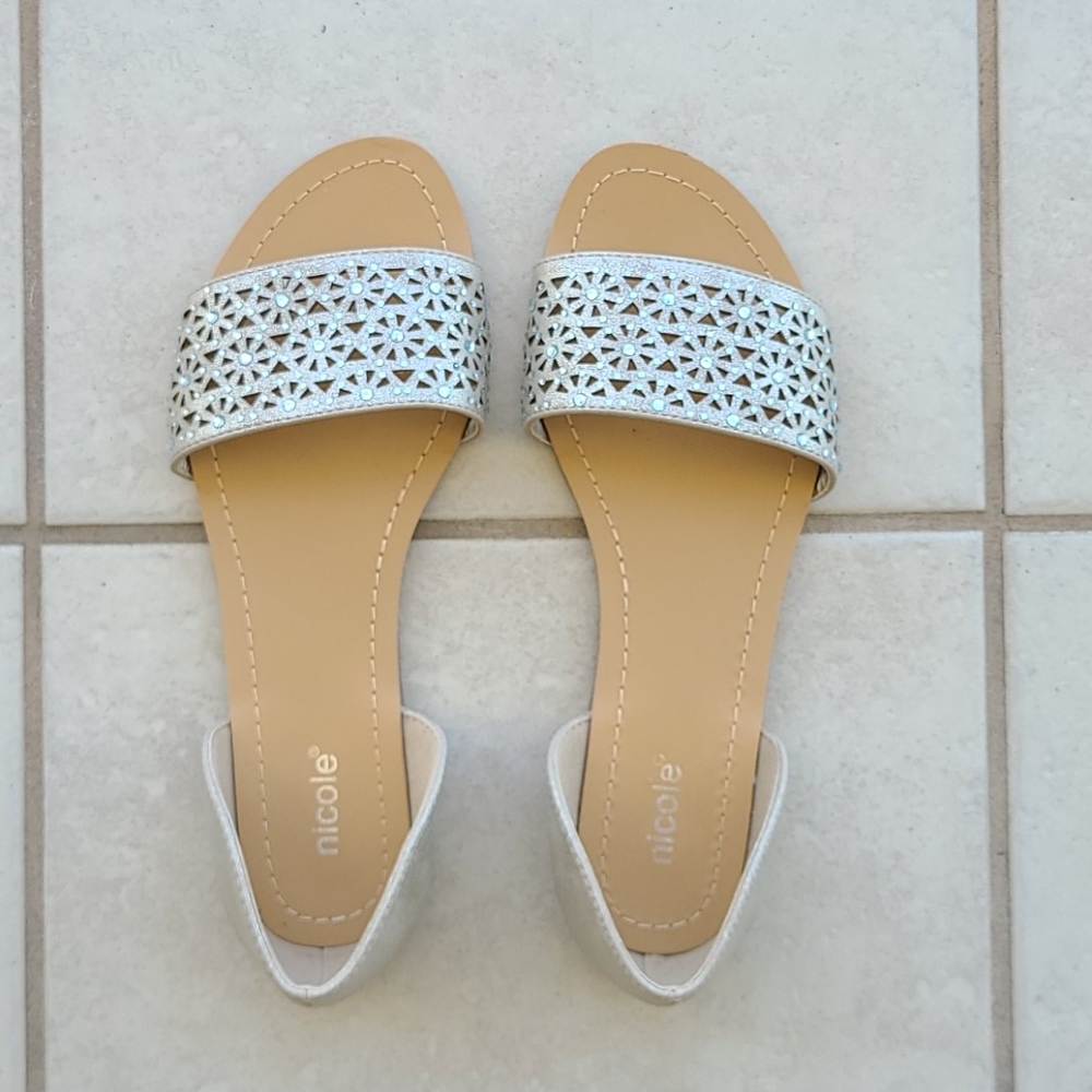SPARKLY FLATS